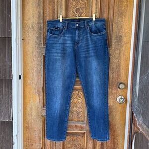 Men’s Lucky Brand Jeans 38x30 221 Straight